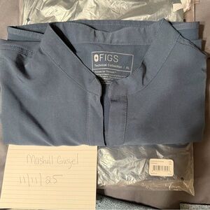 Figs Dark Harbor Rafaela Scrub Top XL and Zamora bottoms XXL